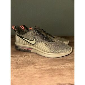 Nike Air Max Sequent 4 Womens Running Shoes Size 8 Olive